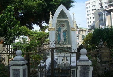 鹽埕 玫瑰聖母教堂