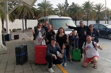 高雄包車丨國外遊客